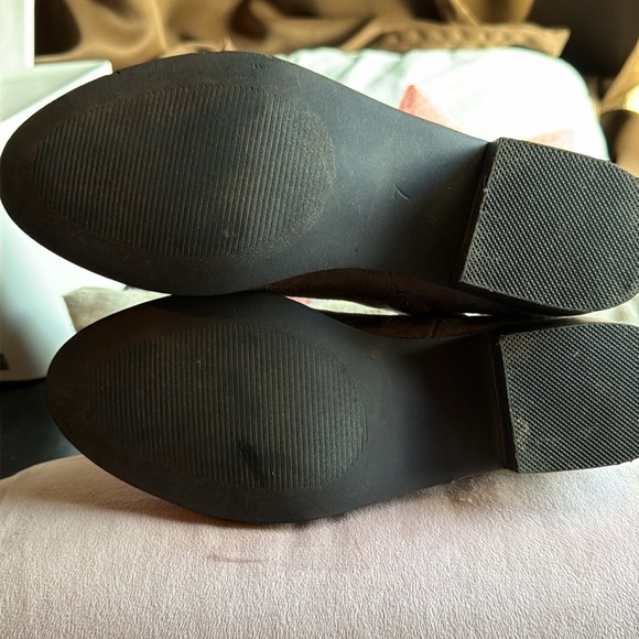 Women's brown Suede Ankle Boots - Picture 5 of 10